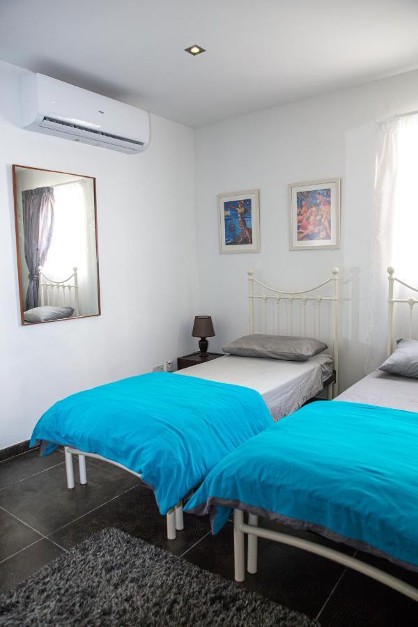 Dolmen Court Flat 10, Qawra
